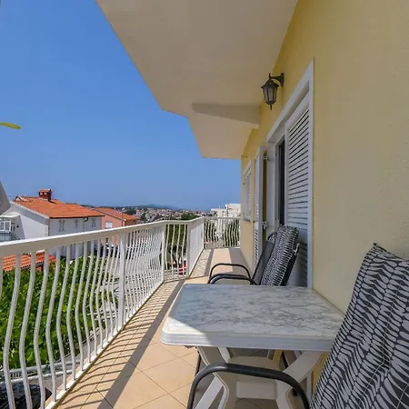 Vanessa Τρογκίρ